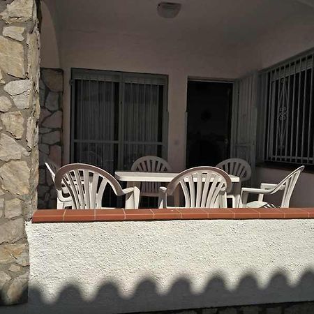 Xalet Amb Jardi Villa Empuriabrava Ngoại thất bức ảnh